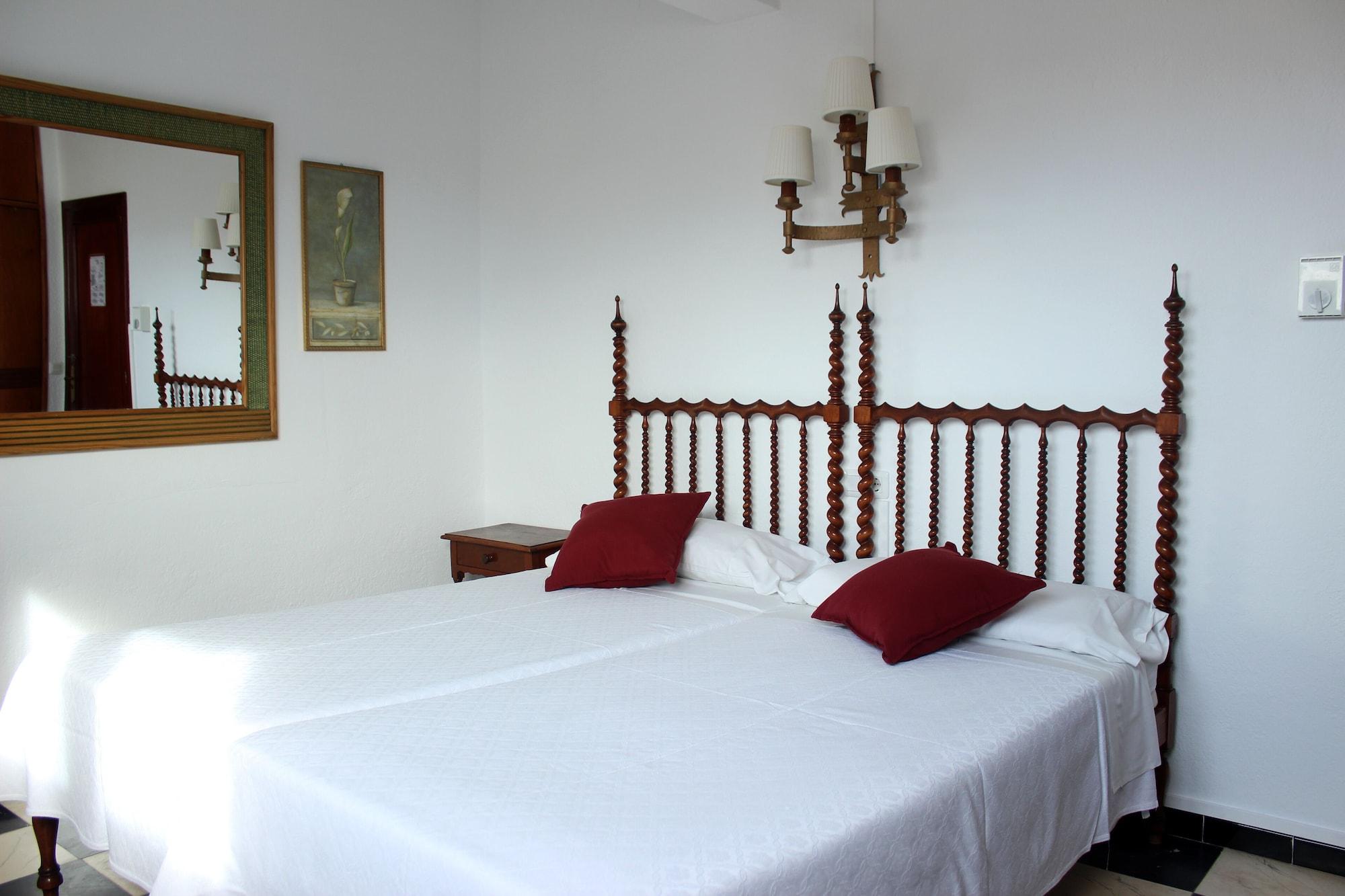 Hostal Cas Bombu Cala Ratjada  Buitenkant foto
