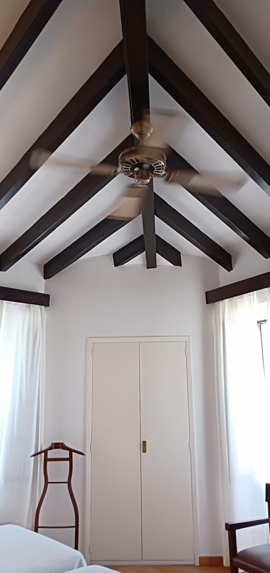 Hostal Cas Bombu Cala Ratjada  Buitenkant foto
