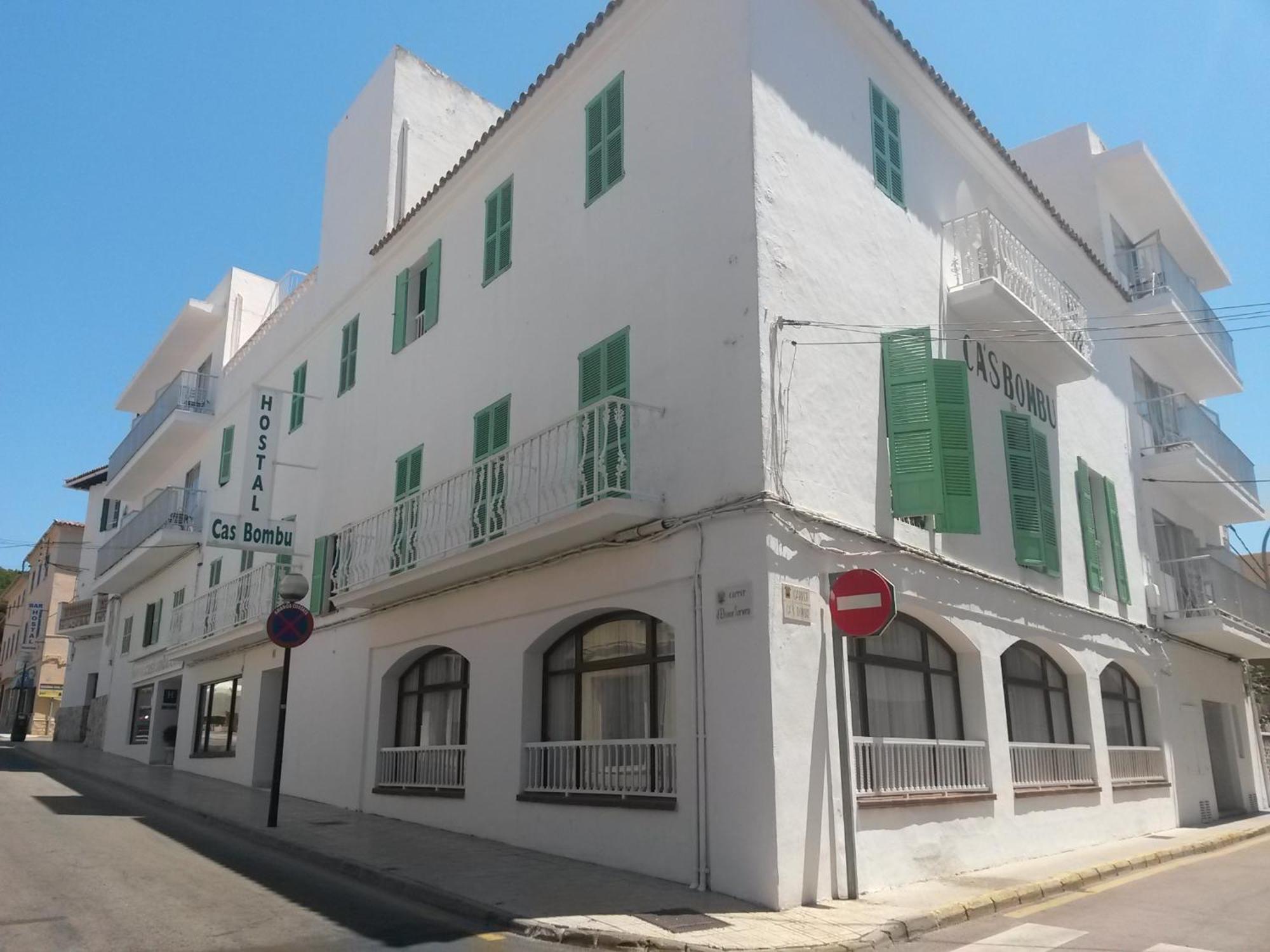 Hostal Cas Bombu Cala Ratjada  Buitenkant foto