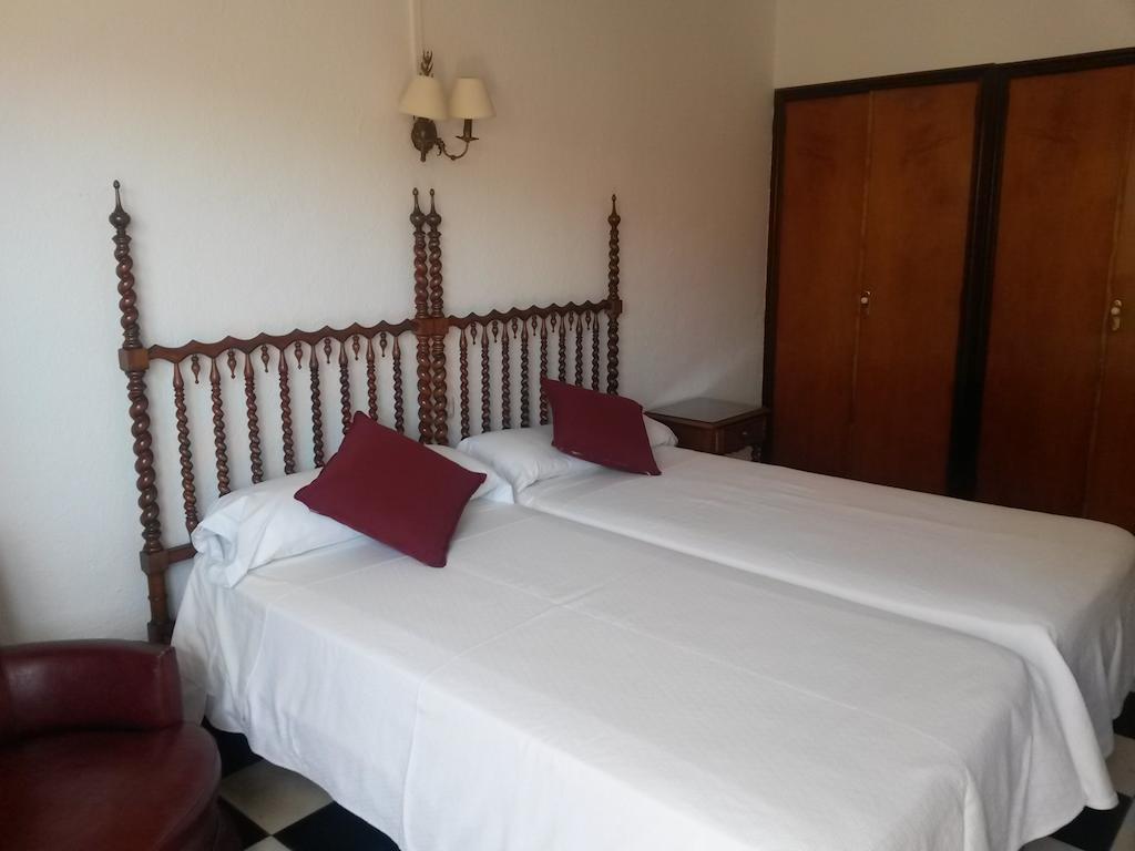 Hostal Cas Bombu Cala Ratjada  Buitenkant foto